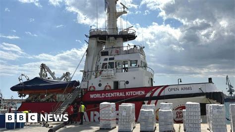 Humanitarian Aid Ship Sets Sail For Gaza Amidst Famine Crisis Spanish