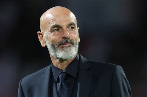 Stefano pioli will be staying in charge of milan after signing a contract extension with the serie a club. LIVE / La conferenza stampa di Stefano Pioli