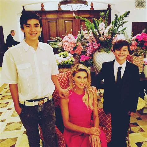 Brandi Glanvilles Eldest Son Mason 17 Is All Grown Up And Driving Pray For Me I Know All