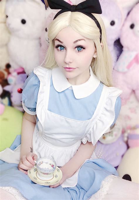 Alice In Wonderland Tumblr Alice Cosplay Disney Cosplay Alice In Wonderland Costume