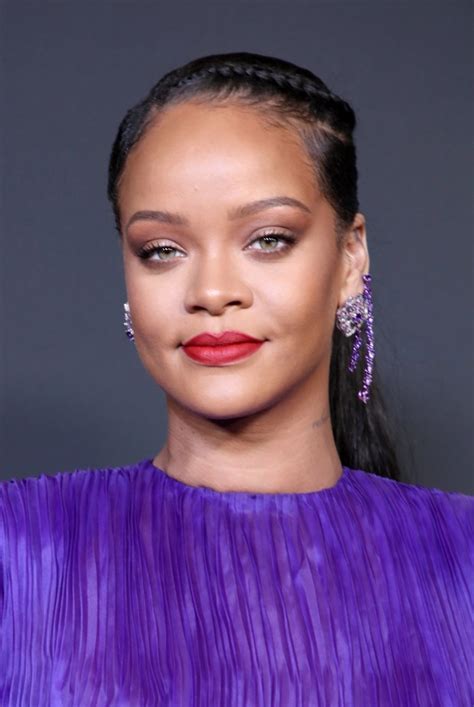 Rihanna Bruised Face In Electric Scooter Crash But Is Feeling Fine