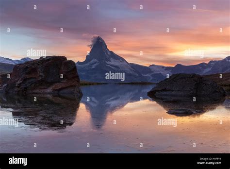 Matterhorn And Stellisee Lake Zermatt Switzerland Stock Photo Alamy