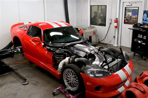Listen To The 3000 Hp Twin Turbo Dodge Viper From Hell Carbuzz