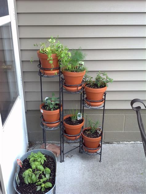 Cute Idea For Mini Herb Garden Think Im Gonna Start One Jardines