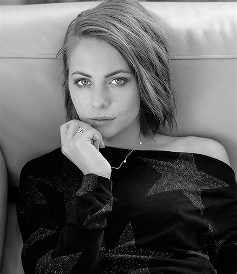 willa holland holland hair prettiest actresses beautiful actresses gossip girl badass women