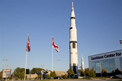 6 Signs Youre In Love With The Rocket City