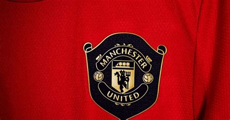 Man Utd Unveil New 2019 20 Home Kit With Nod To Legendary Manchester