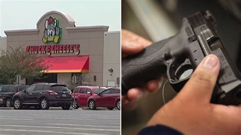 Chuck E Cheeses Takes Heat After Turning Away Police Officer
