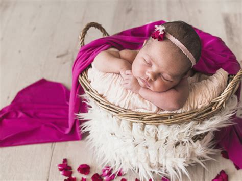 Simple Science: How to Make a Volcano with Kids