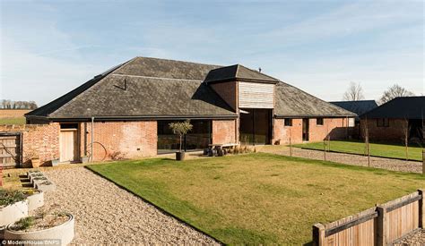 Essex Cathedral Barn Goes On The Market For £17million Daily Mail