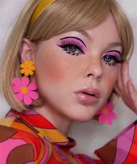 13 Best 70s Makeup Trends To Try Now 1970s Makeup Inspo Artofit