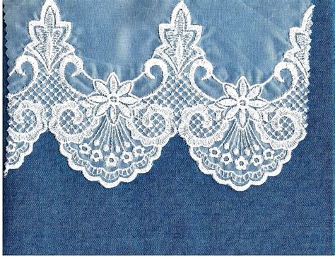 21 Pretty Organza Embroidered Scalloped Border White Allover Lace