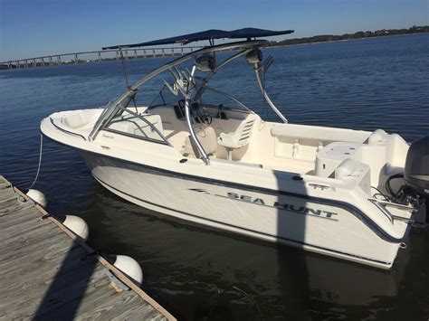 20052011 Sea Hunt Escape 220 Wakeboard For Sale The Hull Truth