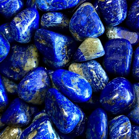 The Magical Properties Of Lapis Lazuli Little Crystals Happiness