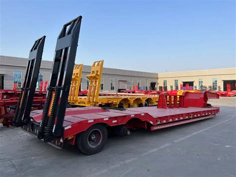 Heavy Duty Gooseneck Hydraulic Ramp Low Loader Lowbed Lowboy Low Bed Trailer Truck Semi