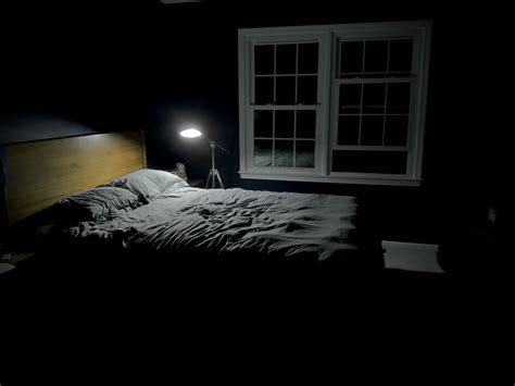 My Bedroom At Night Looks Like Something Straight Out Of A Horror Film R Oddlyterrifying