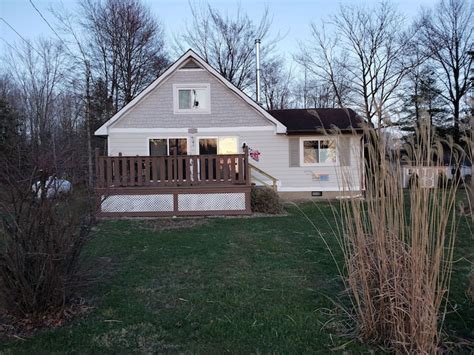 Pymatuning Lake Cottage Houses For Rent In Espyville Pennsylvania