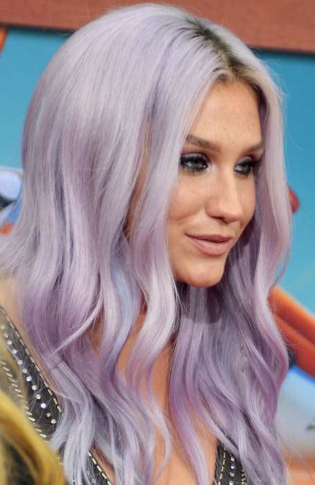 Kesha Drops Diddy Lyric In Tik Tok Performance One News Page