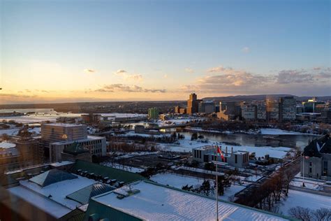 Ottawa Marriott Hotel In Ottawa 100 Kent Street Hotels And Motels In