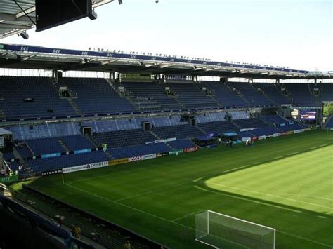 Das brøndby stadion ist ein fußballstadion in brøndby, einem vorort der dänischen hauptstadt kopenhagen. Brøndby Stadion (Vilfort Park) - StadiumDB.com
