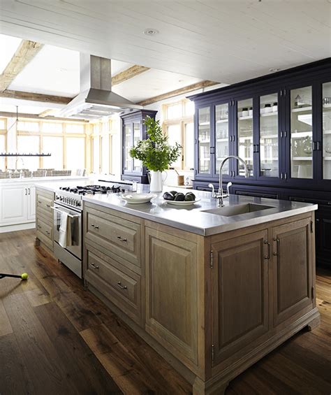 16 Traditional Kitchens With Timeless Appeal