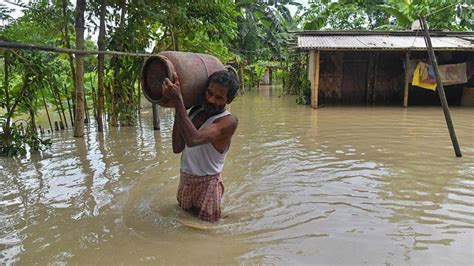 India Flooding Nearly Half A Million Impacted In Assam Cnn
