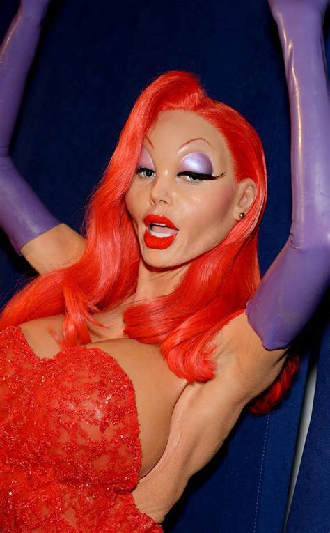 Heidi klum lives up to her tease of sexiest halloween costume yet with jessica rabbit reveal. Heidi Klum verwandelt sich zu Halloween in Jessica Rabbit ...