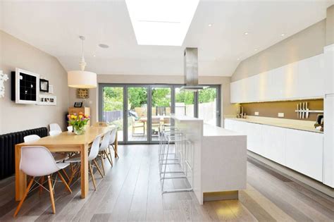 One person's 'wow' is not necessarily another's. 5.7m wide x 4.3m long (With images) | Open plan kitchen ...