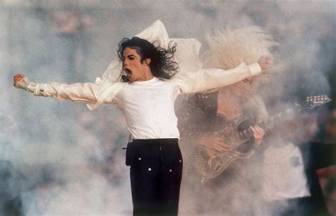 Remembering Michael Jackson Six Of The King Of Pop S Biggest Hits