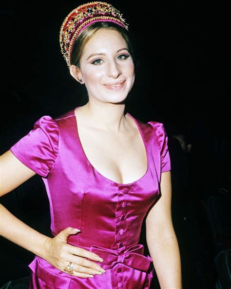 Barbra Streisands Career In Photos Barbra Streisand Barbra Fashion