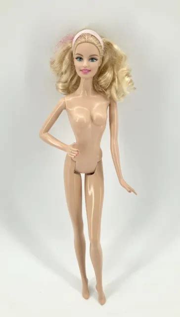 BARBIE MODEL MUSE Doll Blonde Blonde Curly Hair Painted Nails Nude