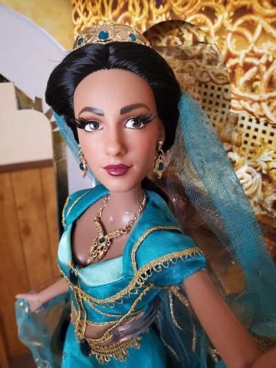 Jasmine Doll Limited Edition Size 17 Shopdisney Aladdin Live