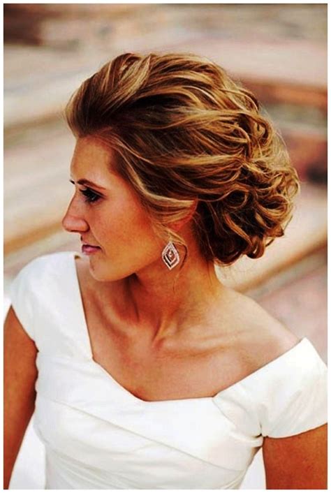 Pretty Style For Short To Medium Length Hair Mother Of The Bride