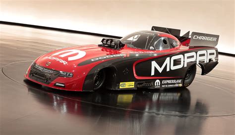 Mopar Unveils New 2015 Dodge Charger Rt For Nhra Funny Car Competition