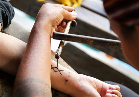 A 101 Year Old Tattoo Artist Is Teaching Girls To Ink For Independence