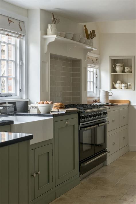 Country kitchen, home made, diy, do it yourself, tip, tutorial. Farmhouse Country Kitchens Design Sussex & Surrey ...
