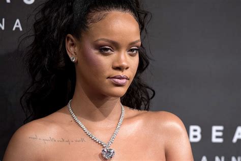rihanna won t accept snapchat s apology and says its domestic violence ad was intentional the