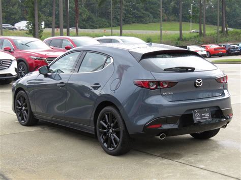 Explore our website to know more about the product features, pricelist, promotion and more. New 2021 MAZDA MAZDA3 Hatchback Premium Hatchback in ...