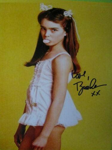 Brooke Shields Autograph Excellent Signed Top Photo Coa 3922727027