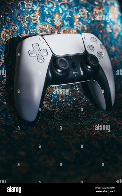 Ps5 Controller Hi Res Stock Photography And Images Alamy