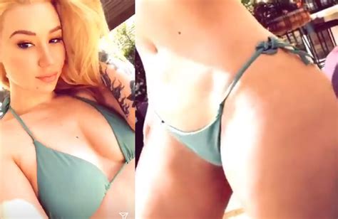 Iggy Azalea Flaunts Her Ample Cleavage And Curves In A Sexy Bikini Photos