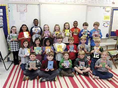 2nd-grade students buy books for others - VestaviaVoice.com