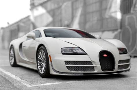 The super sport has increased engine power of 1,200bhp and a revised aerodynamic package giving it a maximum speed of 268 mph making it the fastest. Last ever Bugatti Veyron Super Sport coupe up for sale ...