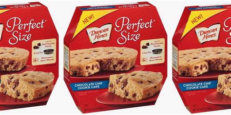 Duncan hines moist deluxe swiss chocolate cake mix, 18.25 oz. Duncan Hines Has a Cookie Cake That Requires Just 2 ...