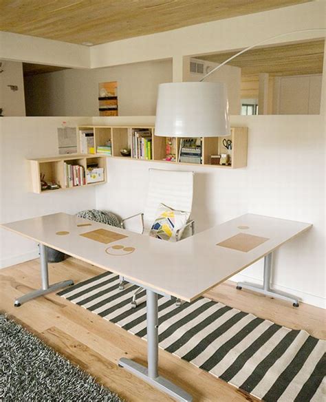 Beautiful And Ergonomic Home Office With Small Storage Space Decoist
