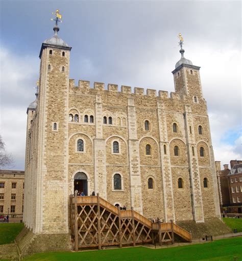 The Tower Of London The Key To English History The Maritime Explorer