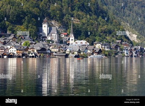 Lake Hallstatt Or Hallstätter See Hallstatt Salzkammergut Unesco