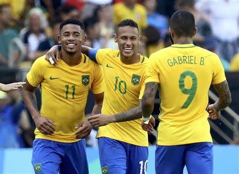 Seleção brasileira fecha fase inicial com maior número de chutes a gol, mas sofre pelo alto. Final contra Alemanha não será revanche, dizem jogadores ...