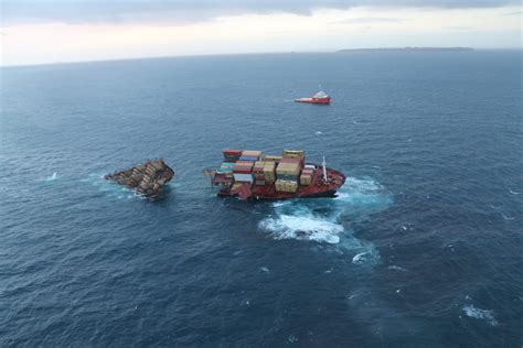 Photos The Worst Containership Disasters In Recent History Juldia
