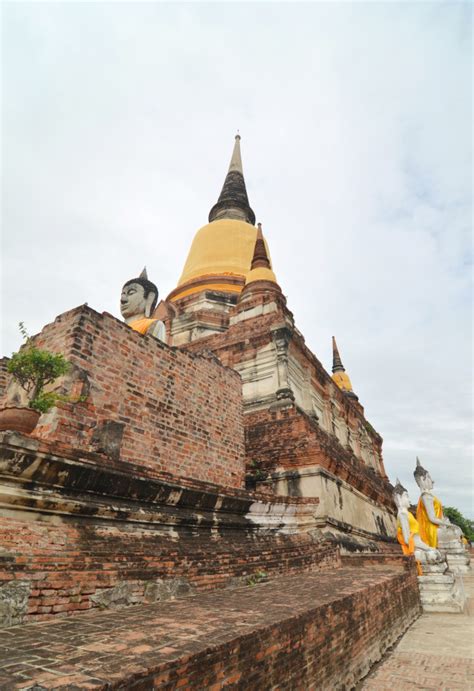 Wat yai chai mongkol tours & activities. Wat Yai Chai Mongkol- Ayuttaya De Thaïlande | Photo Premium